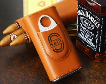 Personalized Leather Cigar Humidor Travel Case, Groomsmen Gift