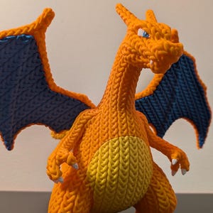 Glurak Figurine Handmade Sammlerstück 24 CM