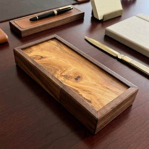 Custodia in legno di noce nero e albicocco con coperchio / Scatola in legno sottile fatta a mano / Valigetta da lavoro minimalista