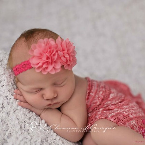 Diadema de gasa coral con flores para bebé: accesorio para el cabello para niña recién nacida