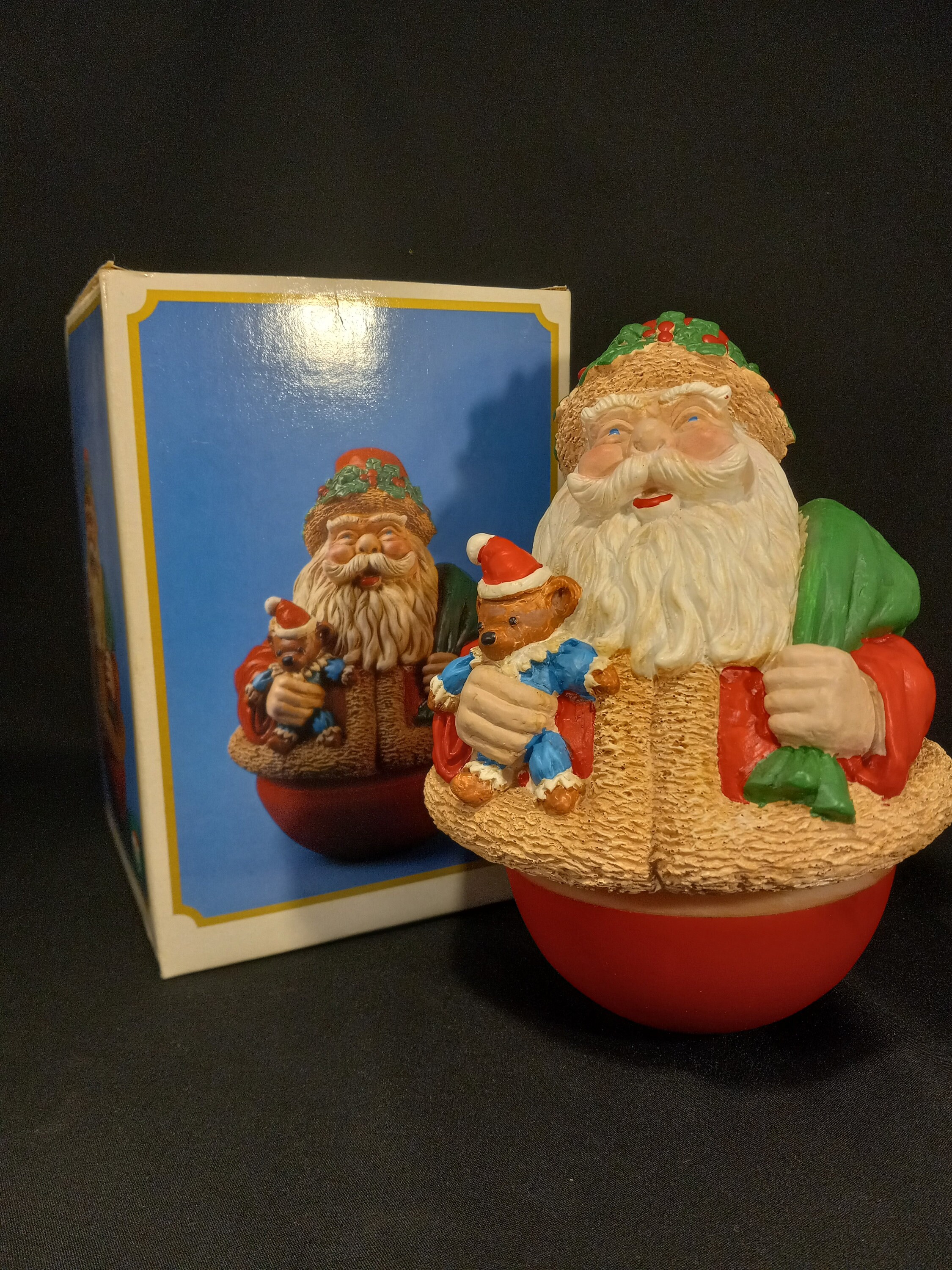 クリスマス音楽ボックス サンタと子供たちヨーロッパ製品 Christmas Around the World Music Box - Etsy