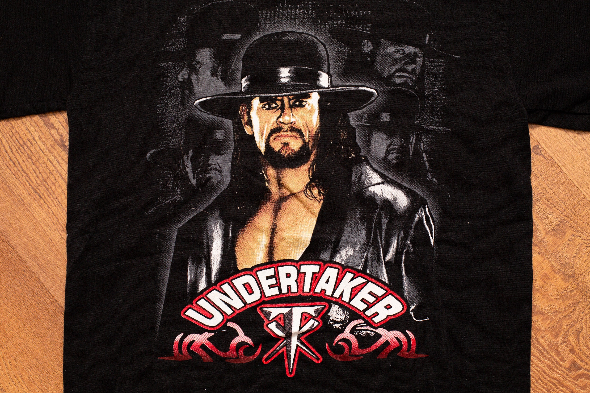 Vintage 90s 1998 WWF The Undertaker Lord of Darkness T-Shirt