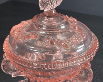 Vtg 1960s Westmoreland Pink Glass Argonaut Shell Dolphin Footed Candy Dish