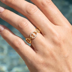 Ring i marin mesh i rostfritt stål med strass