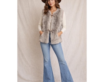 Hillmoor New York Faux Fur Vest Women's Knit Sleeves Tie Front Gray