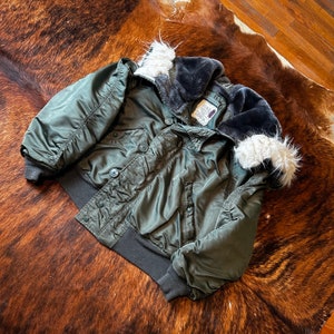 Vintage Flyers Bomber Jacket - Alpha Industries N-2B Coat Vintage Flyers Bomber Jacket - Alpha Industries N-2B Coat