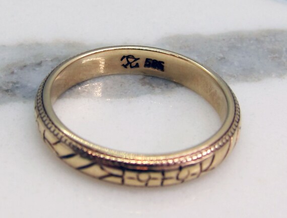 Antique 14k Engraved Snakeskin Eternity Band - image 3