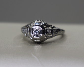 Vintage 18k Deco Diamond Tiered Filigree Ring