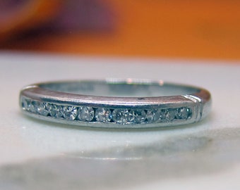 Vintage Platinum .24 Diamond Wedding Anniversary Band