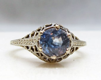 Antique Art Deco 18k Ceylon Sapphire Filigree Engagement