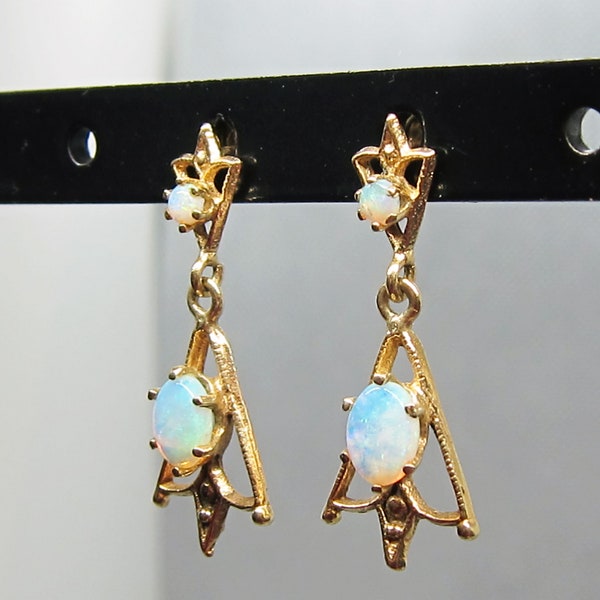 Vintage 14k Firey Opal Dangle Drop Earrings