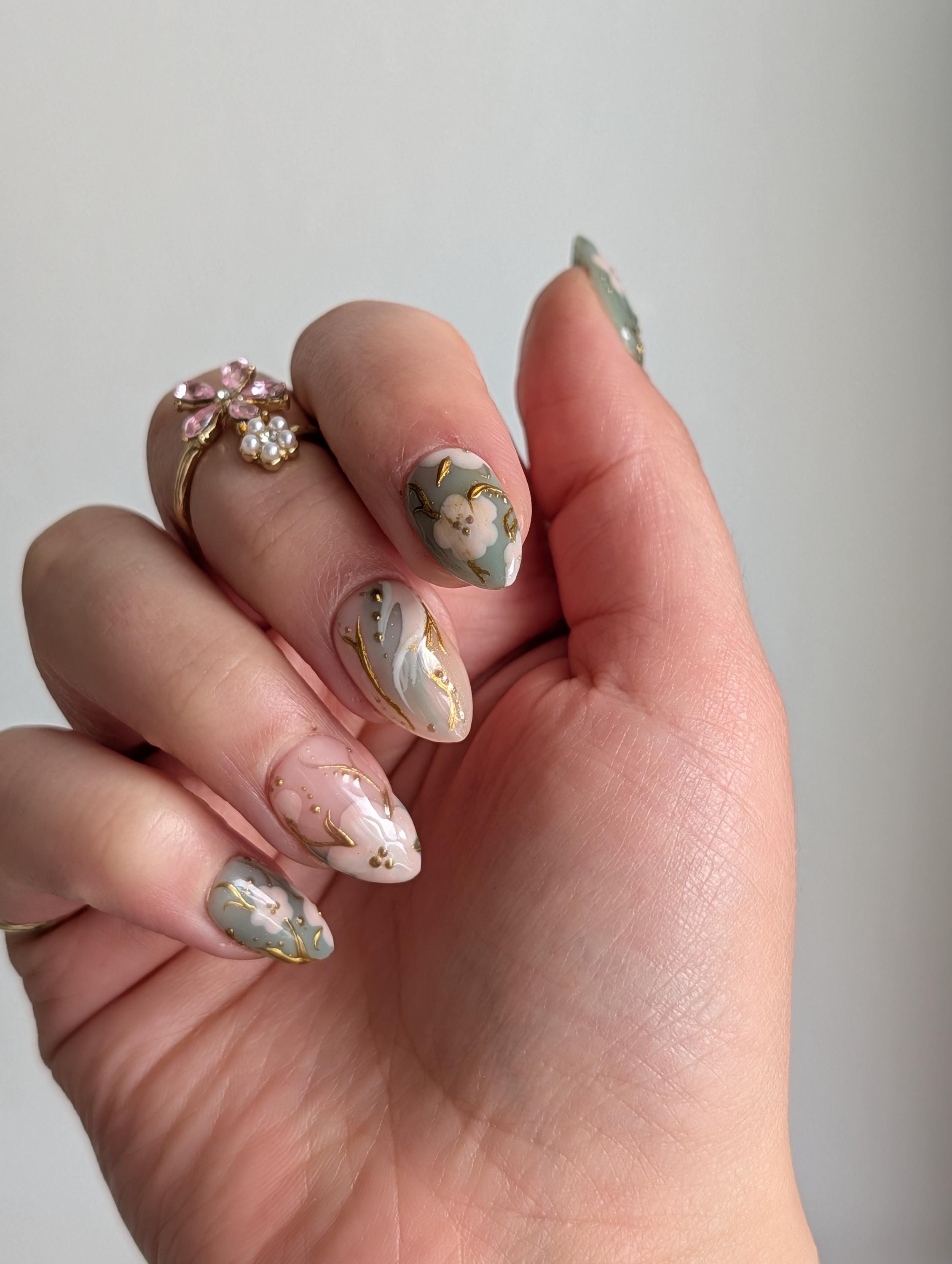 Round false nails - Etsy.de