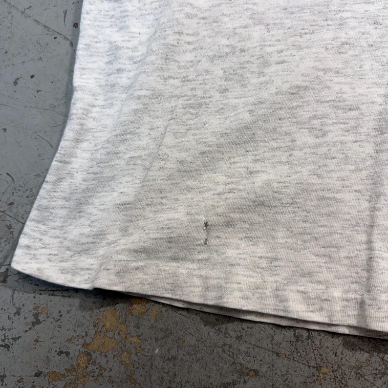 Camiseta vintage de los años 90 con estampado de Body Glove para correr, talla XL, color gris. imagen 8