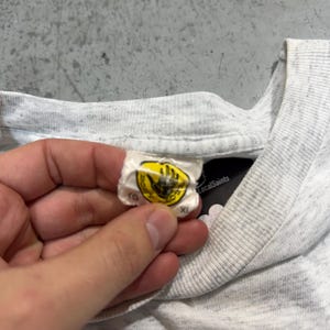 Camiseta vintage de los años 90 con estampado de Body Glove para correr, talla XL, color gris. imagen 9