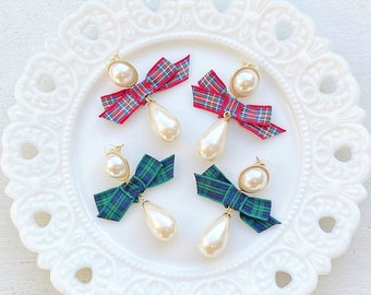 Plaid Bow Earrings/Pearl Earrings/Pearl Statement Earrings/Christmas Earrings/Plaid Earrings/Tartan Plaid Earrings/Tartan Bow/Holiday Plaid