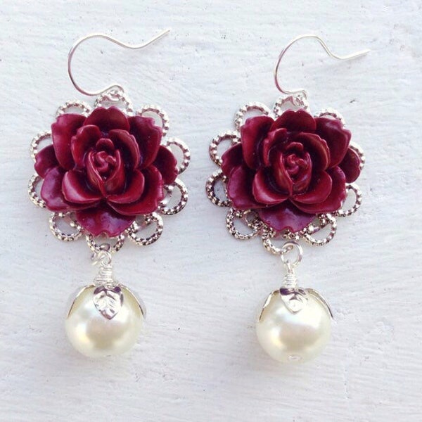 Maroon Earrings/Cream Pearl Earrings/Pearl Earrings/Romantic Rose Earrings/Rustic Wedding Earrings/Bridesmaid Earrings/Burgundy Earrings