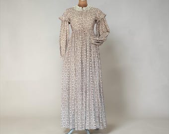 Antique 1800s Womens Dress – Hand Sewn | Sew Kindred Threads | Historical Garment