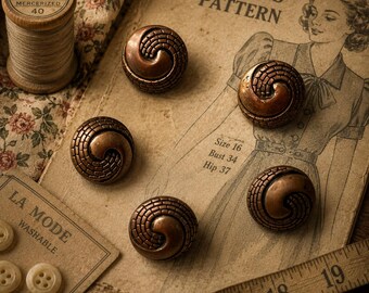 Vintage Buttons, Embossed Floral Metal Button, Brass Tone Design , 1 inch Set of 5