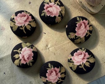 Buttons, Fabric Cotton Handmade, Floral Shank Button Set of 6  (7/8 inch)