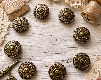 Vintage Buttons, Embossed Floral Metal Button, Brass Tone Design , 3/4 inch, Set of 10