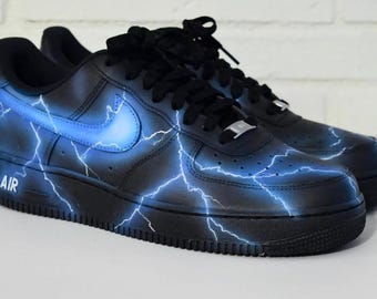 Zapatillas Air Force 1 personalizadas Blue Storm, regalo, hombre, mujer, rayo, tormenta, zapatillas personalizadas, niños, zapatos, azules, pintadas a mano