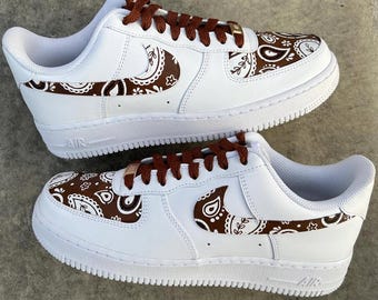 Zapatillas Air Force 1 personalizadas con bandana marrón, regalo, hombre, mujer, af1, marrón, bandana, zapatillas personalizadas, niños, zapatos, pintados a mano
