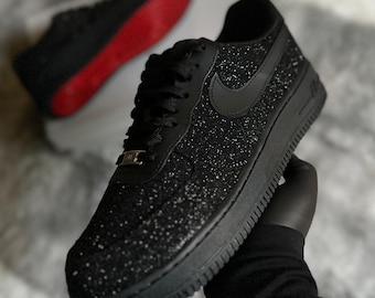 Zapatillas personalizadas Af1 con suela roja y brillo negro