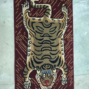 Hand-Tufted Wool Tiger Rug | artistic rug | living room rug | bedroom rug | kids room rug | nursery rug | playroom rug | floor decor. image 7
