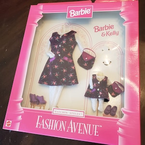 Barbie Doll and Kelly vintage clothes 1996