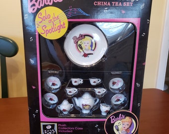 Barbie Solo in the Spotlight Tea Set 1995