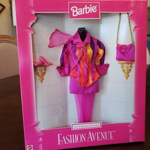 Barbie Doll Clothes Vintage 1997 International Italy