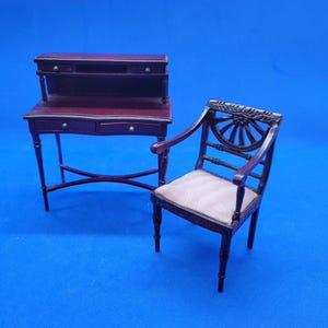 Dollhouse Miniature Bespaq Lady&#39;s Desk and Chair