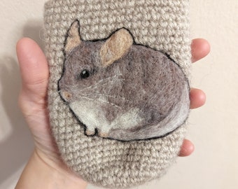 Felted chinchilla can cozy