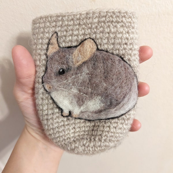 Felted chinchilla can cozy