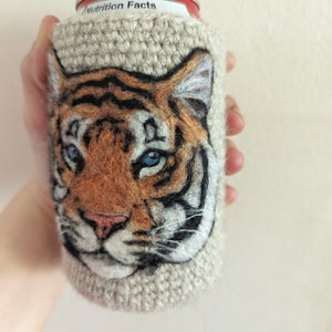 Tiger can cozy needle felted image 2