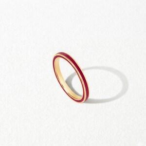 Röd emaljstapelring, sterlingsilverguldarmband, minimalistiska moderna smycken