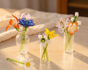 Ramo de flores de nacimiento de cristal, atrapasoles familiar personalizado, arreglo floral en jarrón.