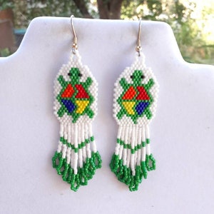Örhängen med pärlor och sköldpaddor: Indiansk stil, regnbågssnäcka, boho hippie