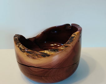 Beautifully handcrafted  Manzanita Bowl Lathe Turned polyurethane finish very shiny and beautiful great gift Ready to Ship