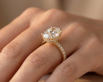 Oval Lab Diamond Engagement Ring – 14K Gold Bridal Solitaire