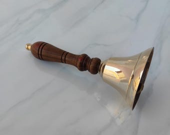 Handgjord handklocka i massiv mässing – Ringklocka med trähandtag