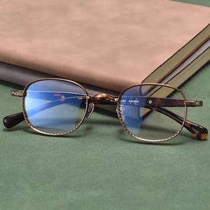 Pure Titanium Glasses Frames, Retro Eyeglasses for Men, Minimalist Acetate Optical Frame for Men Women Prescription