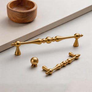 Tiradores de latón francés para armarios, tiradores de bronce para armarios, pomos para cómodas, tiradores para puertas de armarios, tiradores de herrajes, pomos para puertas de baños