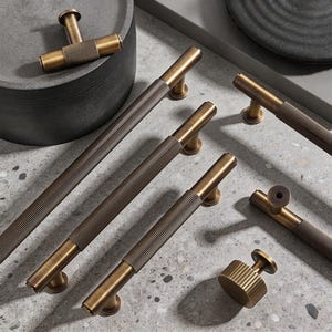 Aged Brass Knurled Cabinet Pulls,Antique Gold Kitchen Hardware,Brushed Brass DresserPulls,Cabinet Knob,WardrobeDoorHandle,BathroomDoorHandle