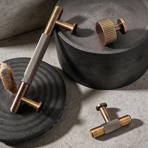 Aged Brass Knurled Cabinet Pulls,Antique Gold Kitchen Hardware,Brushed Brass DresserPulls,Cabinet Knob,WardrobeDoorHandle,BathroomDoorHandle