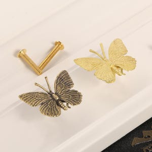 Butterfly brass knobs and Pulls/Drawer Knobs/Animal Cabinet Pulls/Wardrobe Pulls/offices Knobs/cafes Knobs/Kitchen handles/Door Pulls