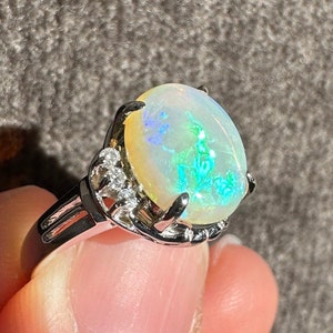 Beautiful Vintage Natural Opal & Diamonds in Solid Platinum Ring
