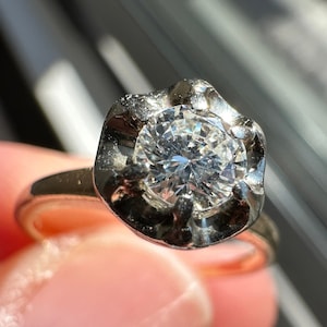 Vintage 14k Solid Gold Natural Round Diamond Solitaire Ring