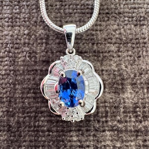 18k Solid White Gold Natural Sapphire & Diamond Necklace