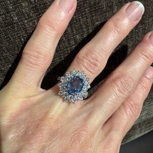 Cornflower Blue Natural Ceylon Sapphire and Natural Diamond Platinum Ring image 17